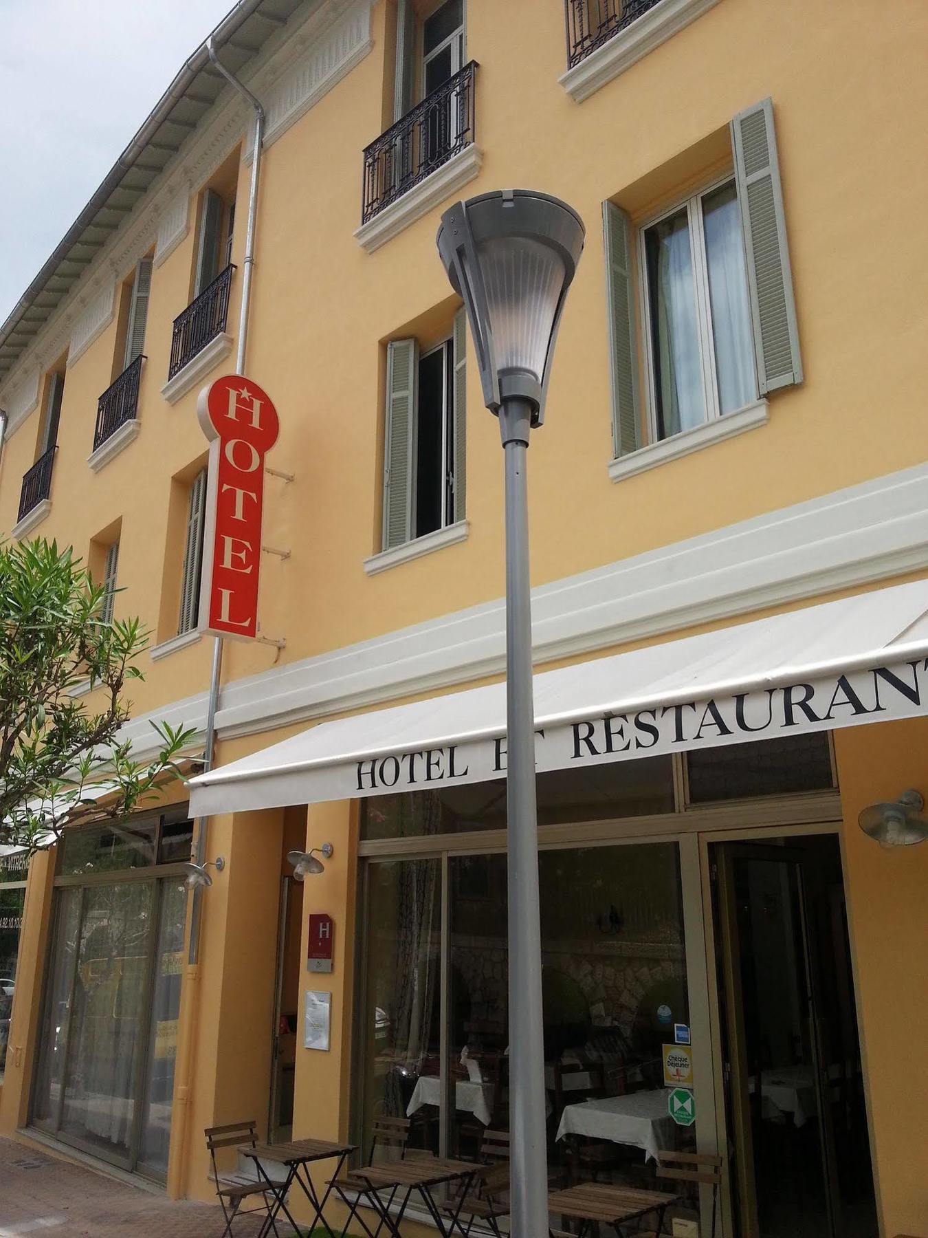 Hotel De Belgique A Menton Exterior photo